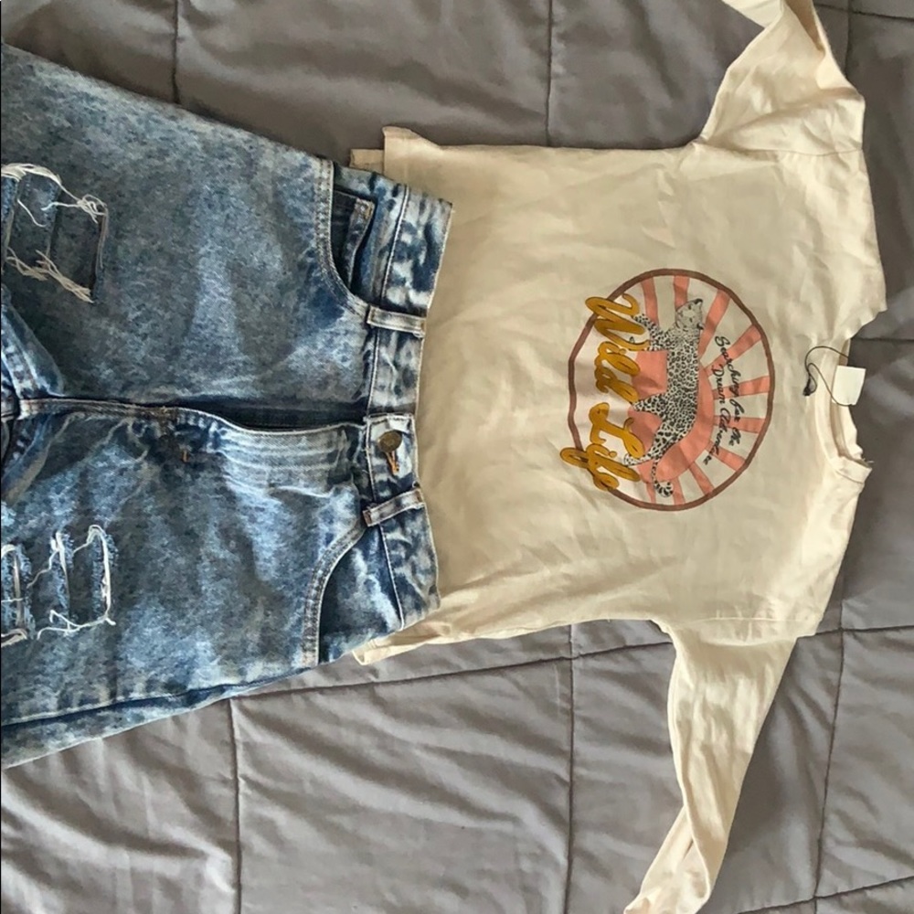 Distress denim shorts and a Zara T-shirt